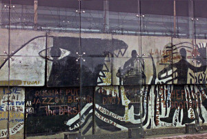 Soviet sites in Lithuania Parliament barricade memorial
